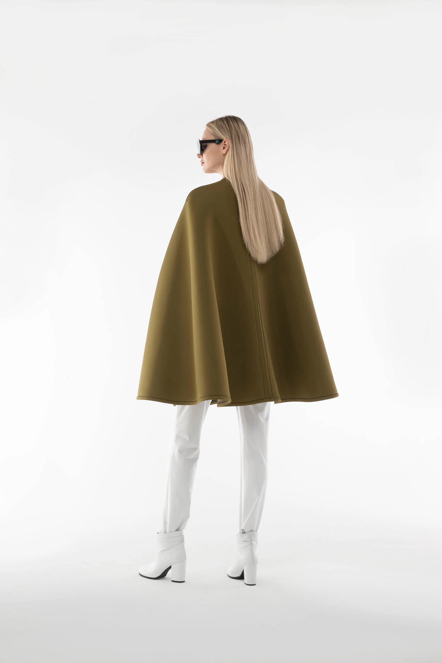 Elipse 2 Cape - Image 3